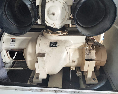 登?？諌簷C(jī)主機(jī)機(jī)頭大修